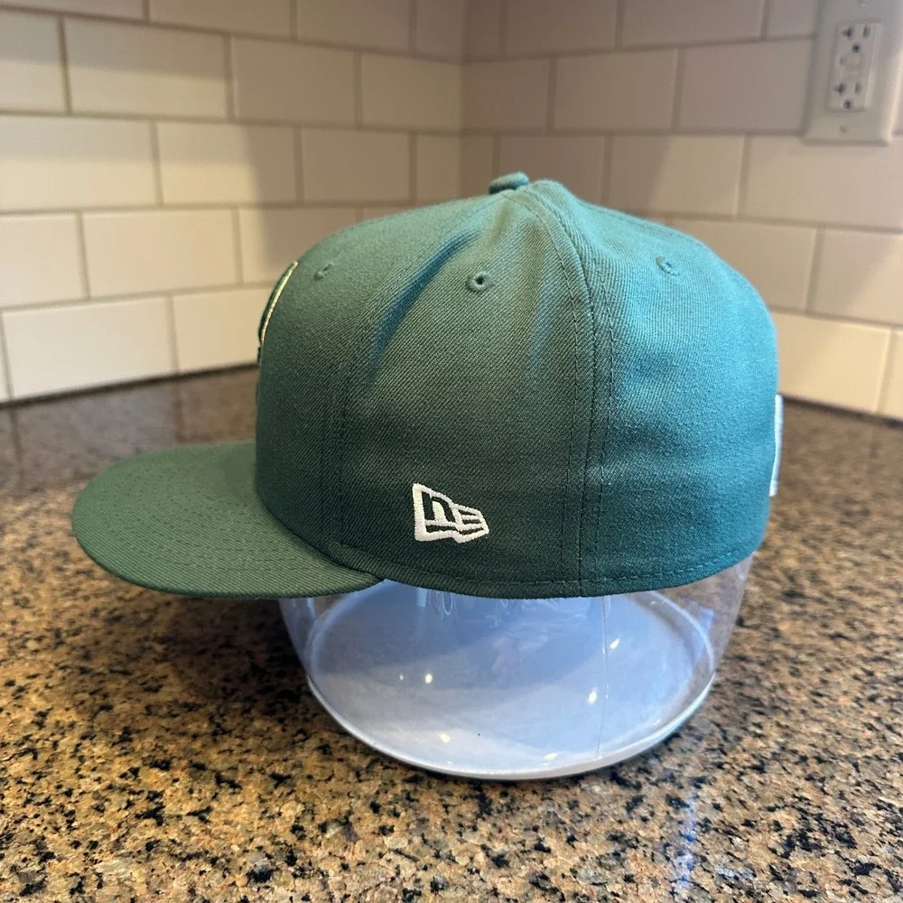 Milwaukee Bucks New‎ Era 59FIFTY Fitted Hat 7 5/8 Green Polyester